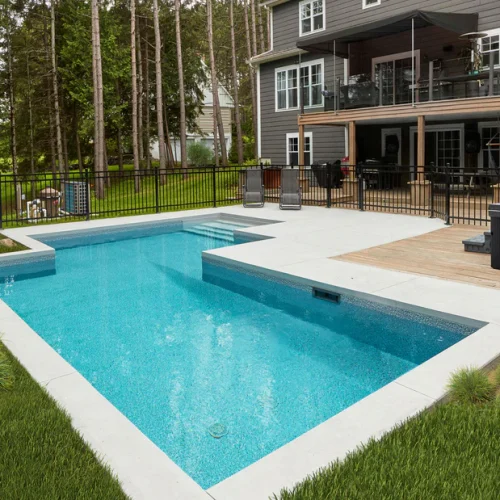 PISCINE CREUSÉE TRÉVI PRESTIGE