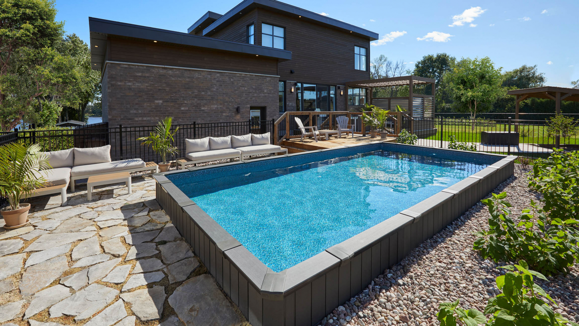 Built-In Pools - Trevi St-Agathe